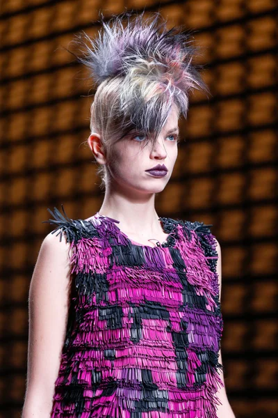 Look 39